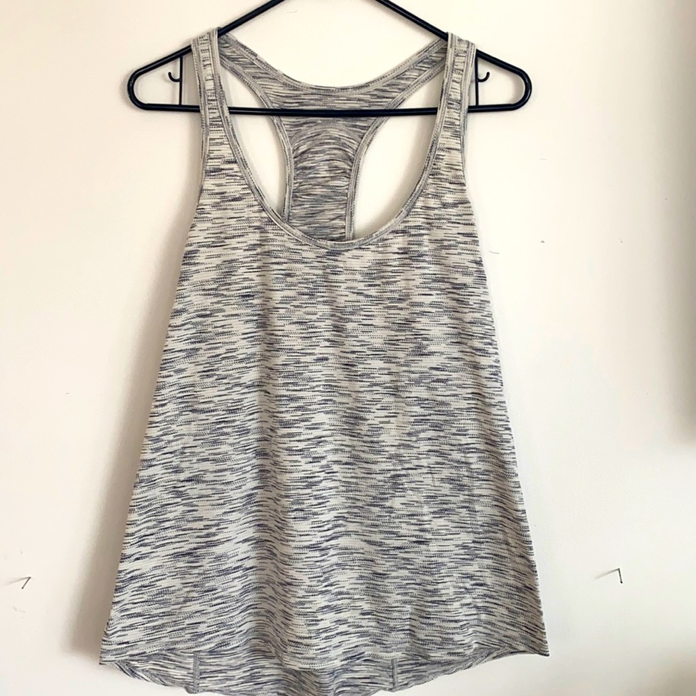 Lululemon tank size 10